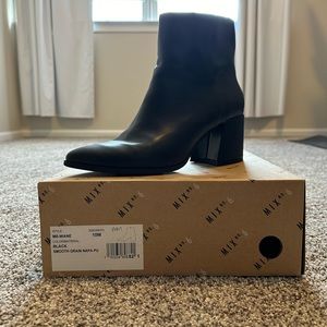 Women’s Black Bootie